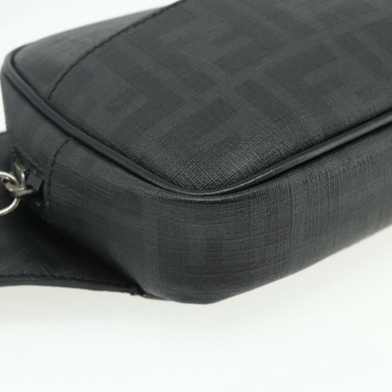 【日本直送】FENDI Zucca 帆布身體包黑色銀色正品 ka3874M-13