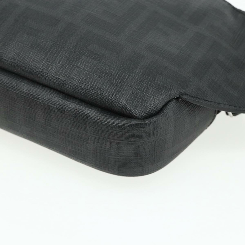 【日本直送】FENDI Zucca 帆布身體包黑色銀色正品 ka3874M-14