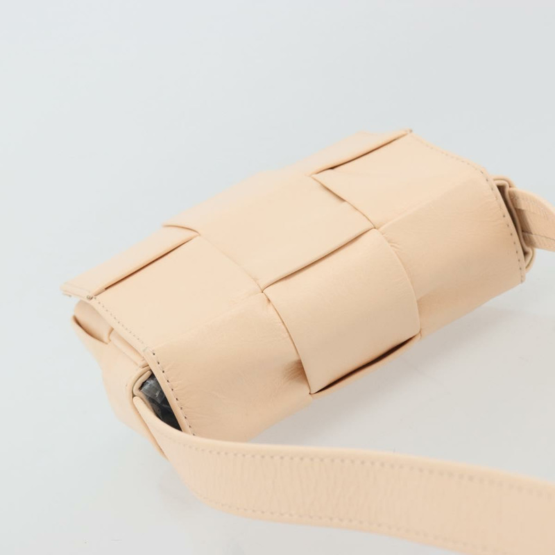 【日本直送】BOTTEGA VENETA MAXI INTRECCIATO 粉紅真皮肩包 正品 ka3964M-5