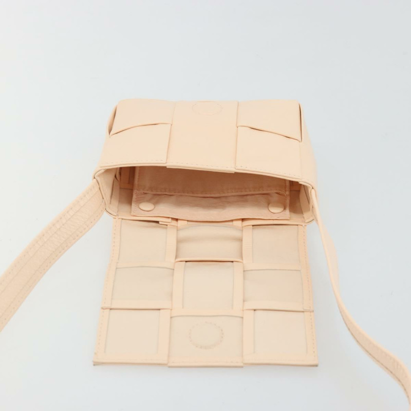 【日本直送】BOTTEGA VENETA MAXI INTRECCIATO 粉紅真皮肩包 正品 ka3964M-17