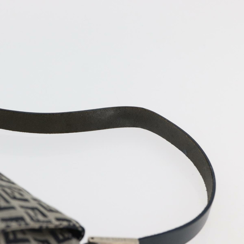 【日本直送】FENDI Zucchino 帆布 Mamma Baguette 單肩包 海軍藍 銀色 正品 176566V-13