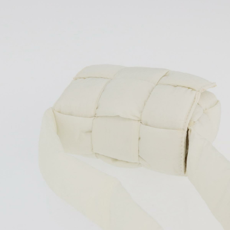 【日本直送】BOTTEGA VENETA MAXI INTRECCIATO 卡式單肩包尼龍白色正品 mr2368A-5