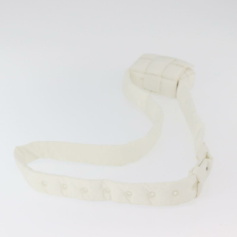 【日本直送】BOTTEGA VENETA MAXI INTRECCIATO 卡式單肩包尼龍白色正品 mr2368A-6