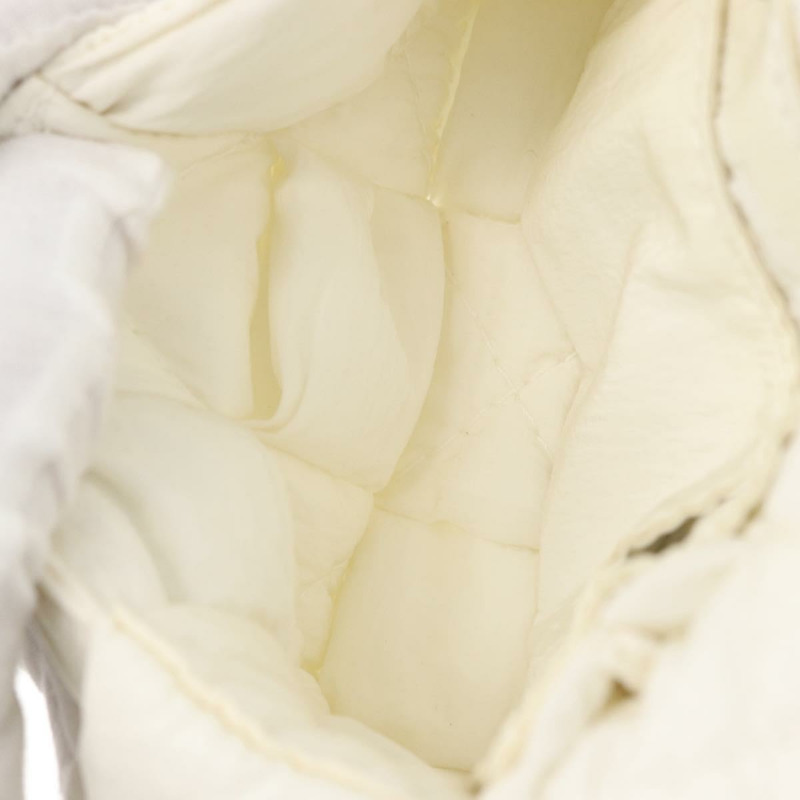 【日本直送】BOTTEGA VENETA MAXI INTRECCIATO 卡式單肩包尼龍白色正品 mr2368A-9