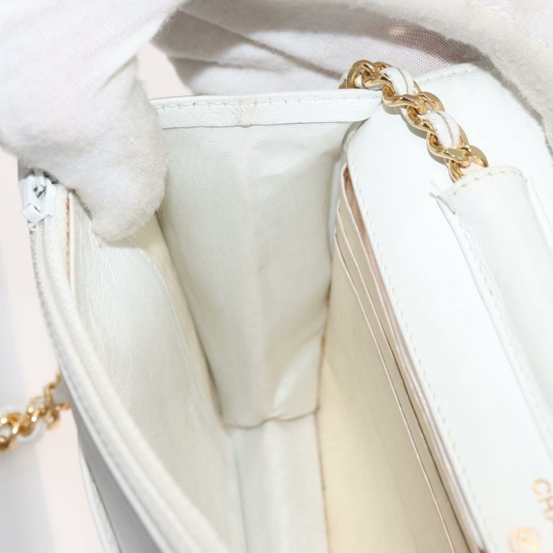 【日本直送】香奈兒鏈單背包 魚子醬紋白金 CC Auth mr2378A-19