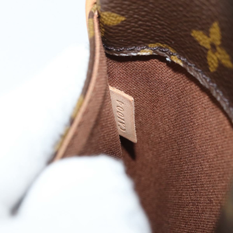 【日本直送】路易威登 Monogram Pochette Gange 肩背包 M51870 LV 正品 am11404SAV-10