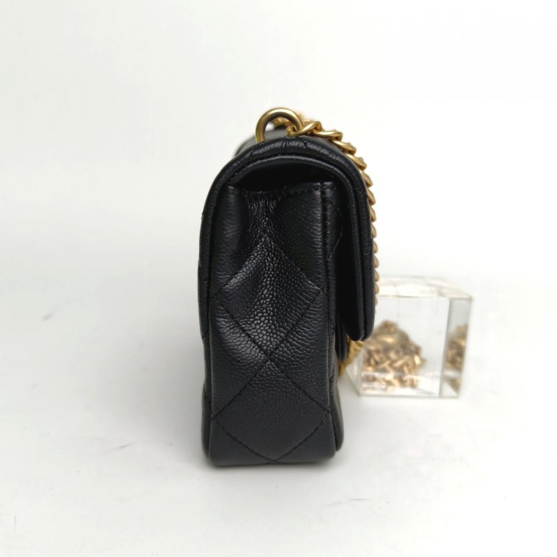 CHANEL 23PCF口蓋包黑色荔枝牛皮晶片金扣愛心金球肩背包-1