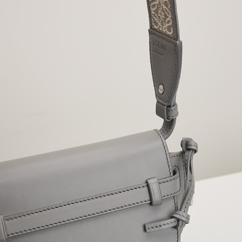 二手Loewe Gate mini 珍珠灰-13