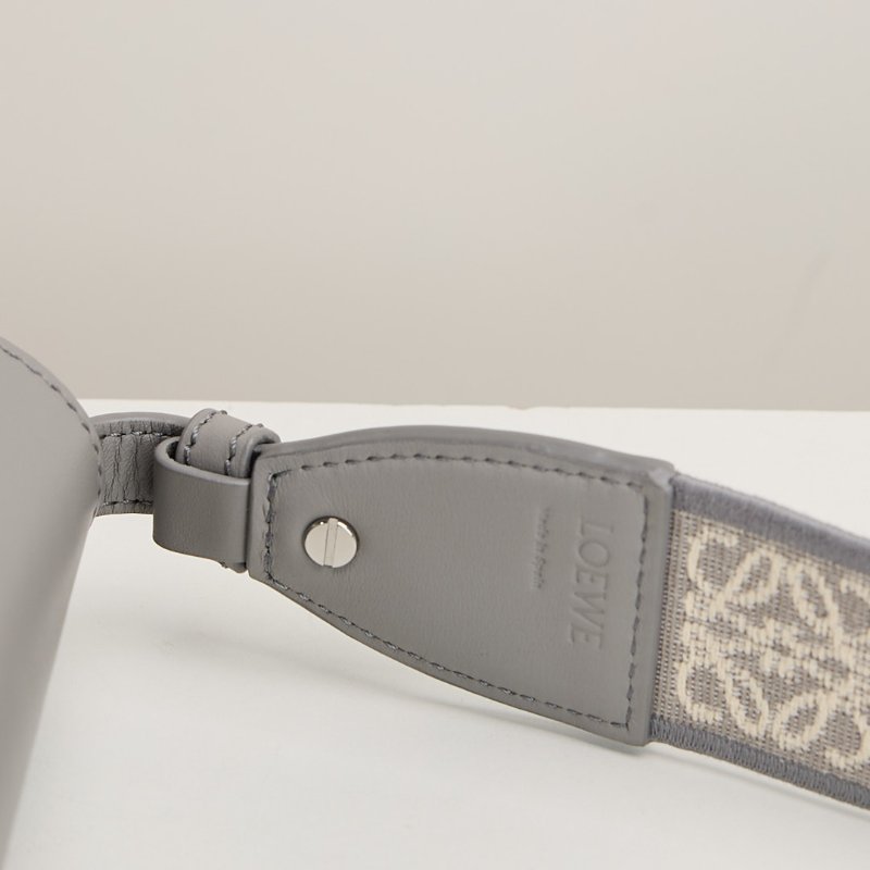 二手Loewe Gate mini 珍珠灰-18