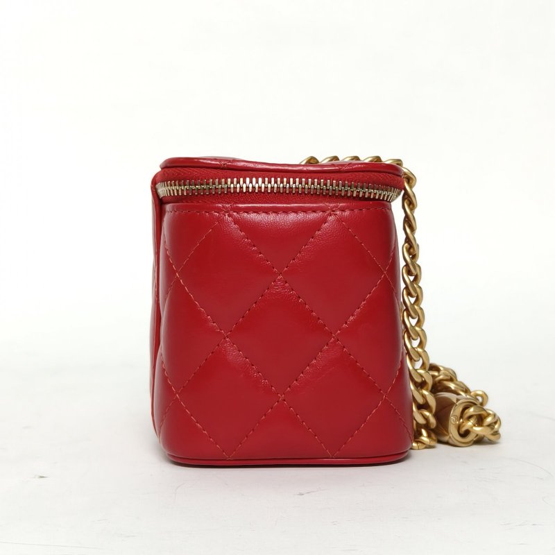 CHANEL 22K長盒子化妝包紅色羊皮晶片金扣調節扣鏈條肩背包-1