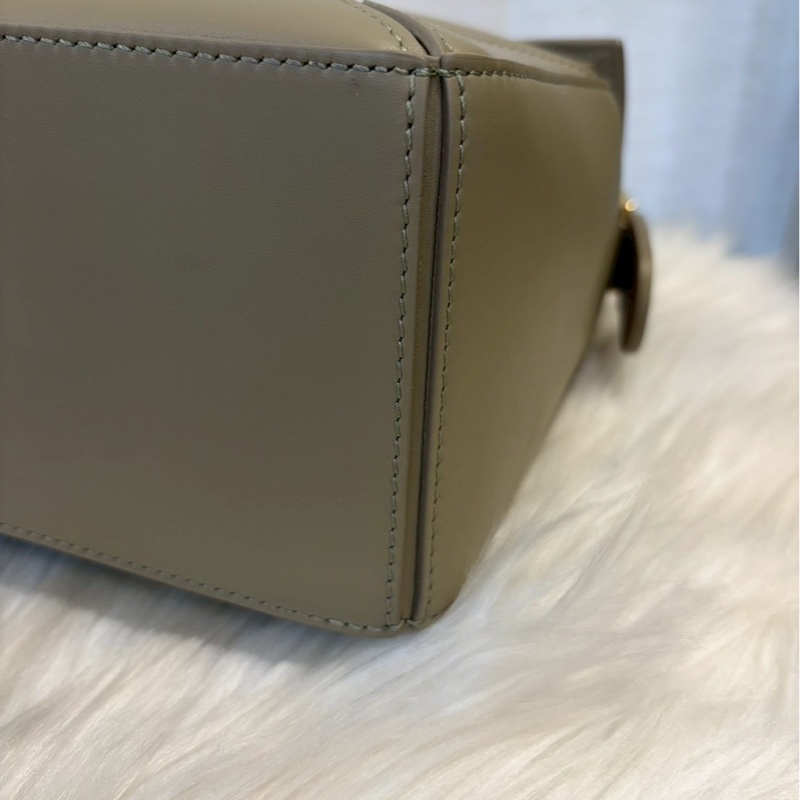 [ 櫃價$128000 ]Loewe Puzzle小號 灰綠色牛皮 好好看-3
