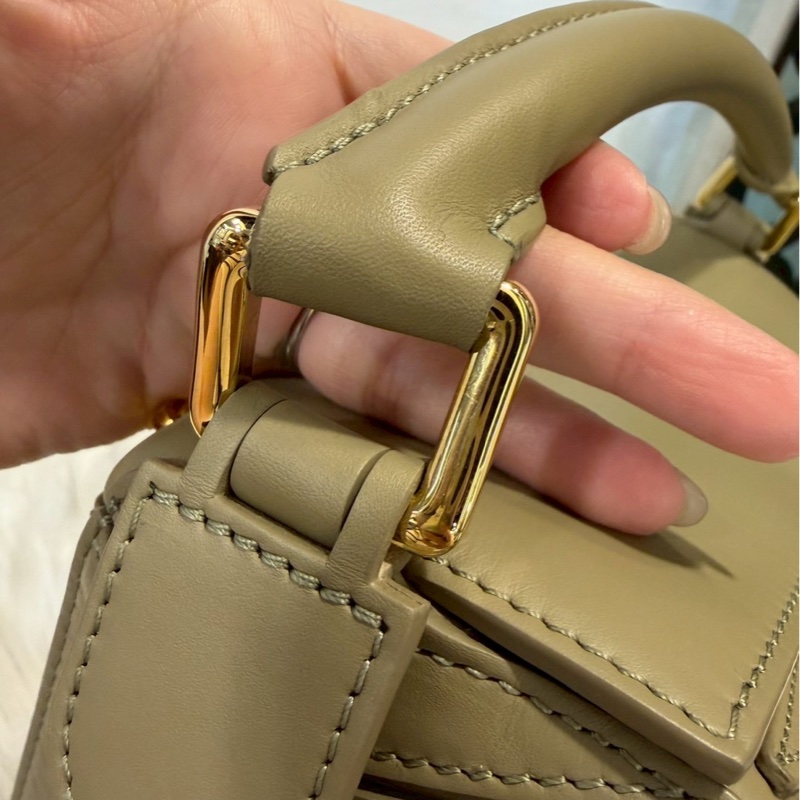 [ 櫃價$128000 ]Loewe Puzzle小號 灰綠色牛皮 好好看-7