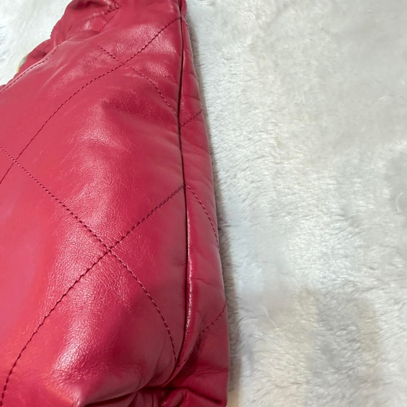 Chanel 22 bag-13