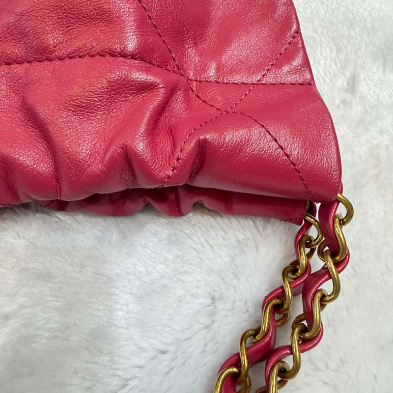 Chanel 22 bag-14