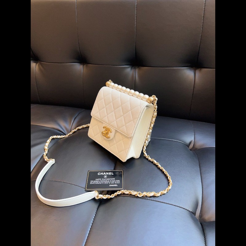 Chanel pearl mini square-18