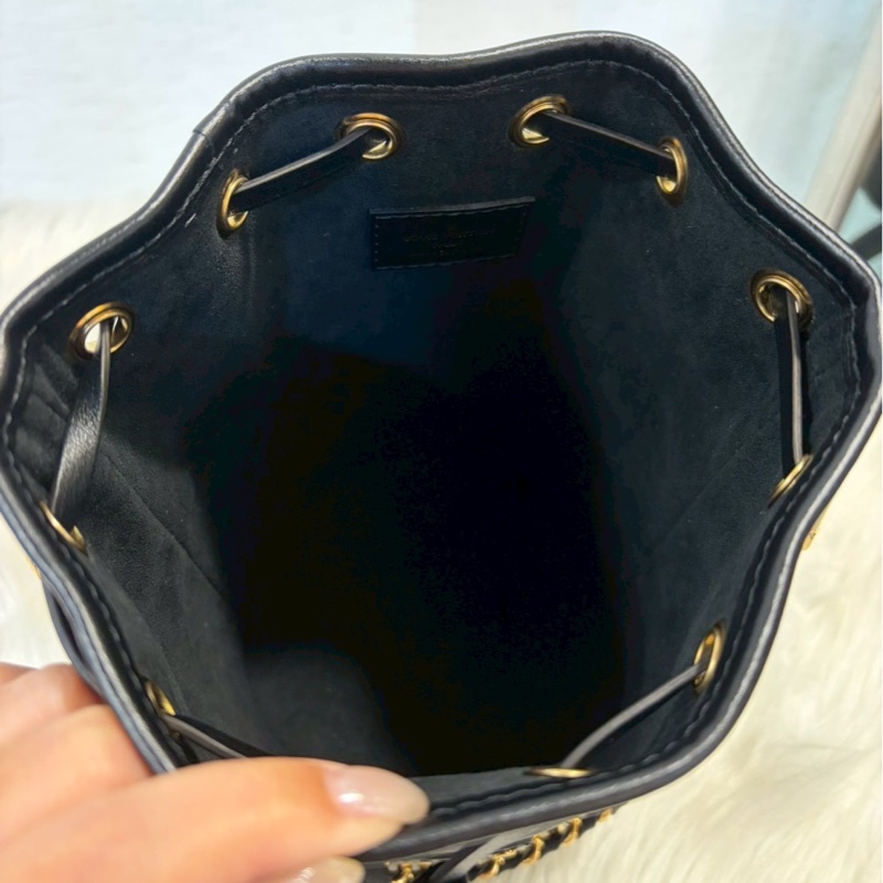 ［ 櫃價$107000 ］LV Canoe 老花束口水桶包 晶片款-6