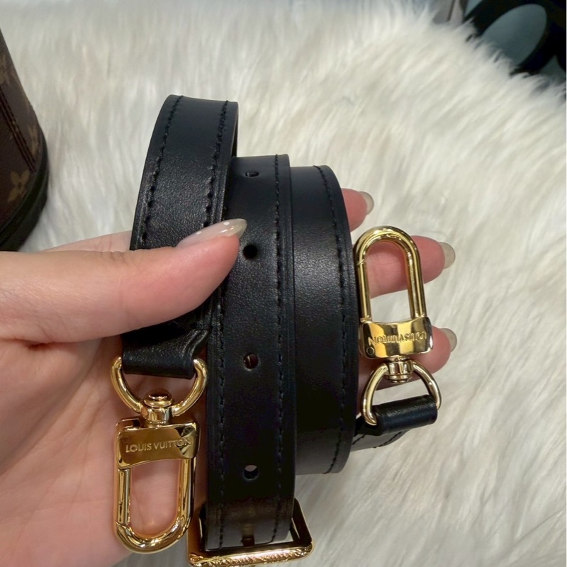 ［ 櫃價$107000 ］LV Canoe 老花束口水桶包 晶片款-7