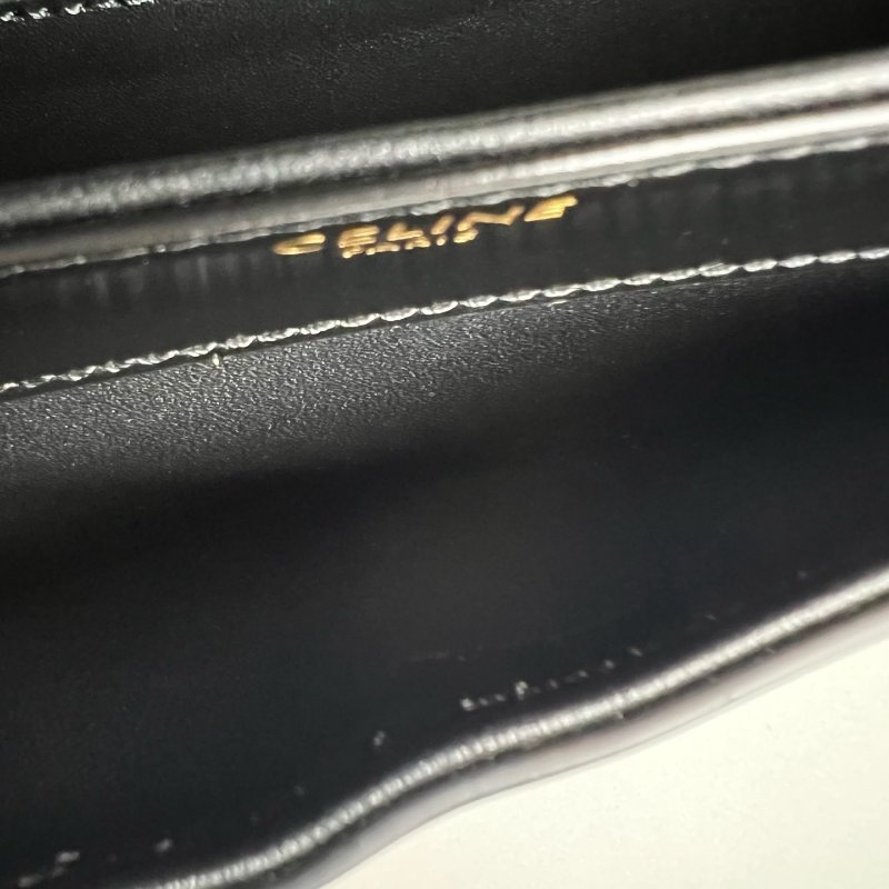 CELINE  黑金皮革馬鞍包-6