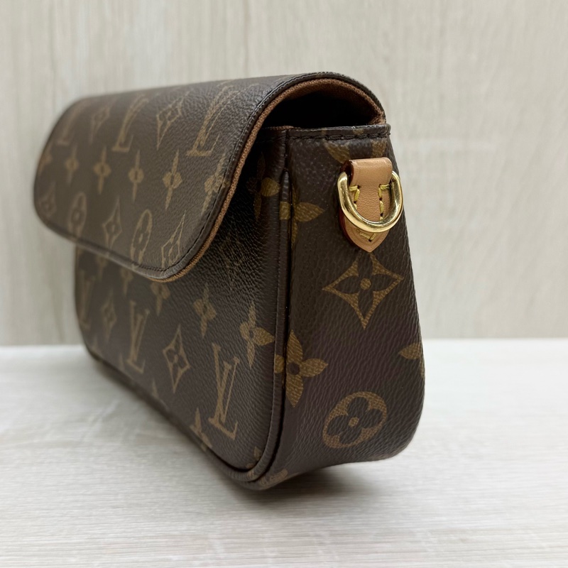 LV🤎原花IVY WOC側背包M81911-15