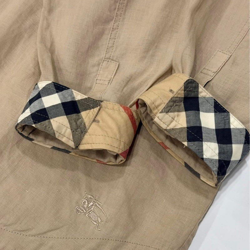 BURBERRY 倫敦 卡其反褶格紋長版戰馬上衣-4
