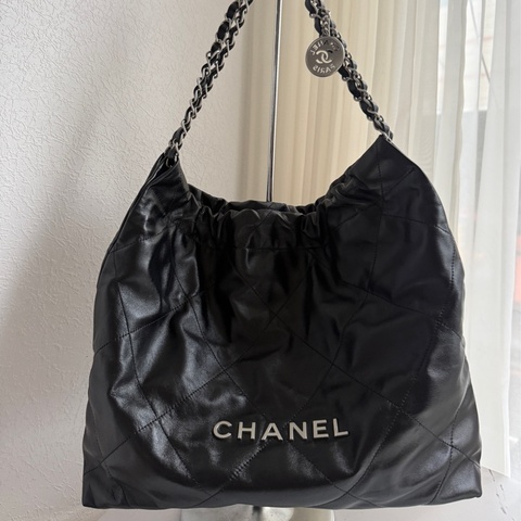 香奈兒垃圾袋中號黑色銀字 22bag 全配