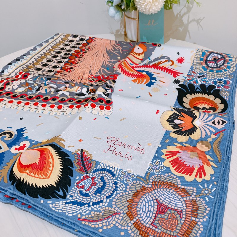 TK2037	Hermes Costume De Fete Scarf 90 x 90cm Silk Mauve x Gris Perle x Bois-1