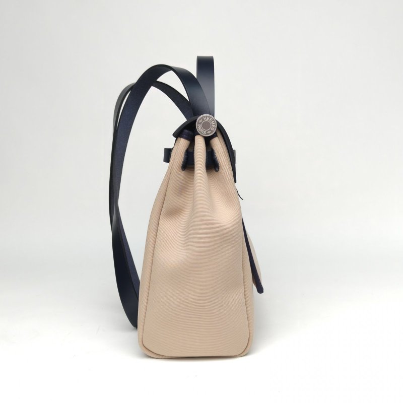 HERMES Herbag31米色拼印度藍帆布/牛皮W刻銀扣肩背包-1