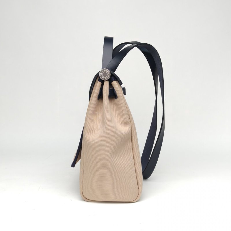 HERMES Herbag31米色拼印度藍帆布/牛皮W刻銀扣肩背包-3