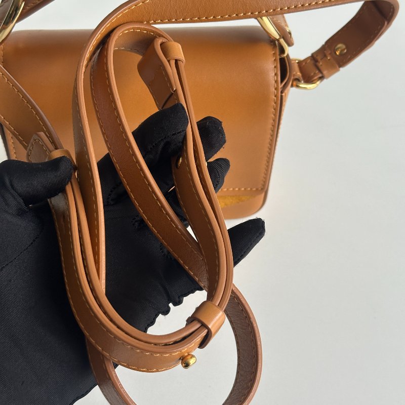 98新🆕 Chloé 克羅伊 C Bag Mini 焦糖棕-10