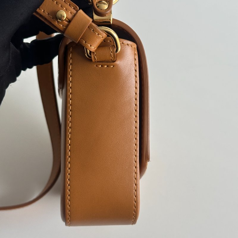 98新🆕 Chloé 克羅伊 C Bag Mini 焦糖棕-11