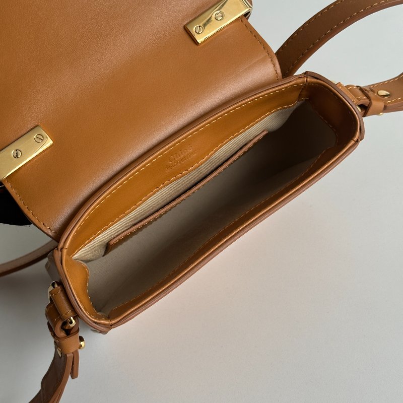 98新🆕 Chloé 克羅伊 C Bag Mini 焦糖棕-15