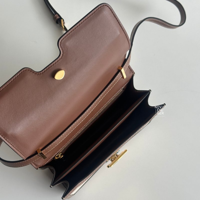 98新🆕 Burberry 百柏麗 TB 帆布鎖釦包-1