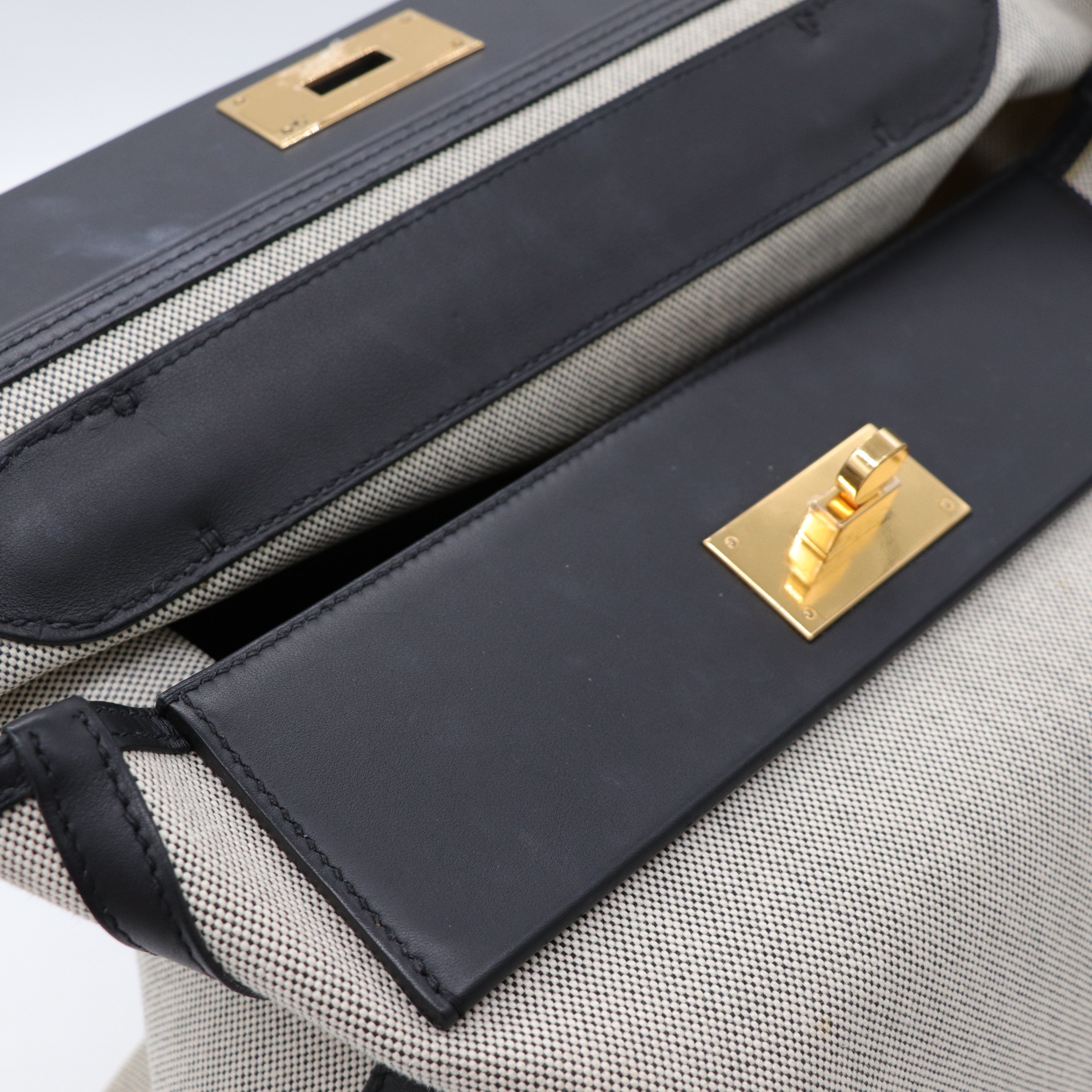 Hermès 愛馬仕 24/24  89黑色 Ecru色 Swift牛皮 Toile H 帆布 金扣 Z刻 2021年-17