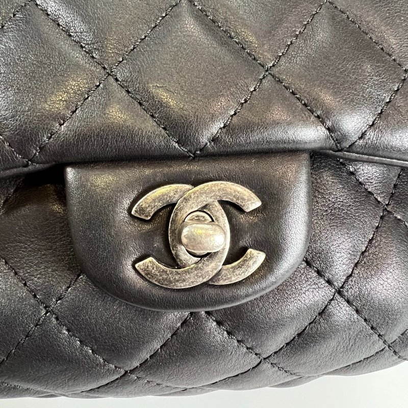 CHANEL 後背包牛皮黑 保卡款21開-9