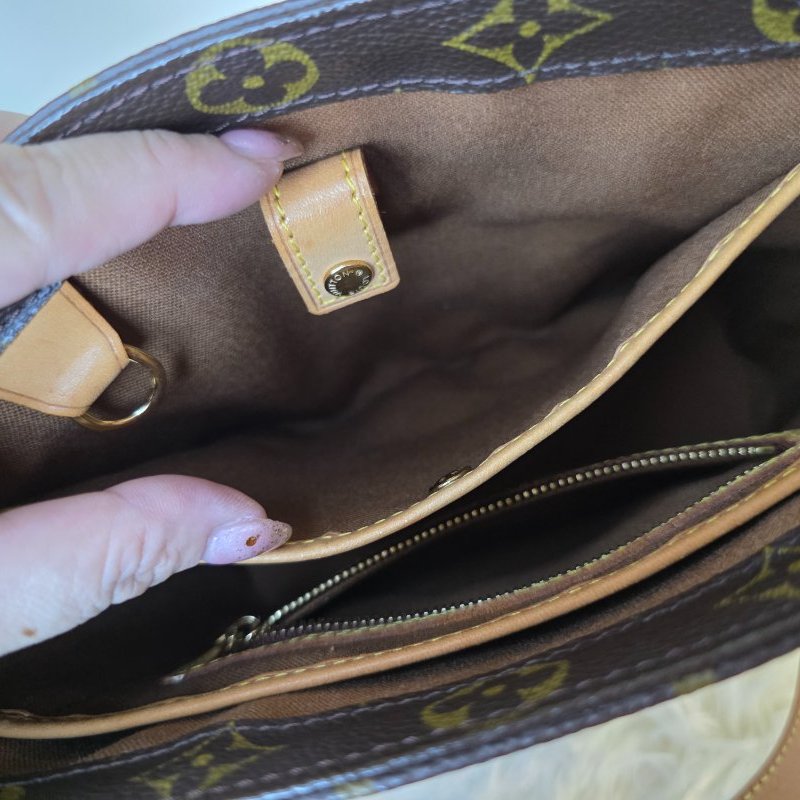 很新的 Louis Vuitton LV無敵可愛 薇薇安-26