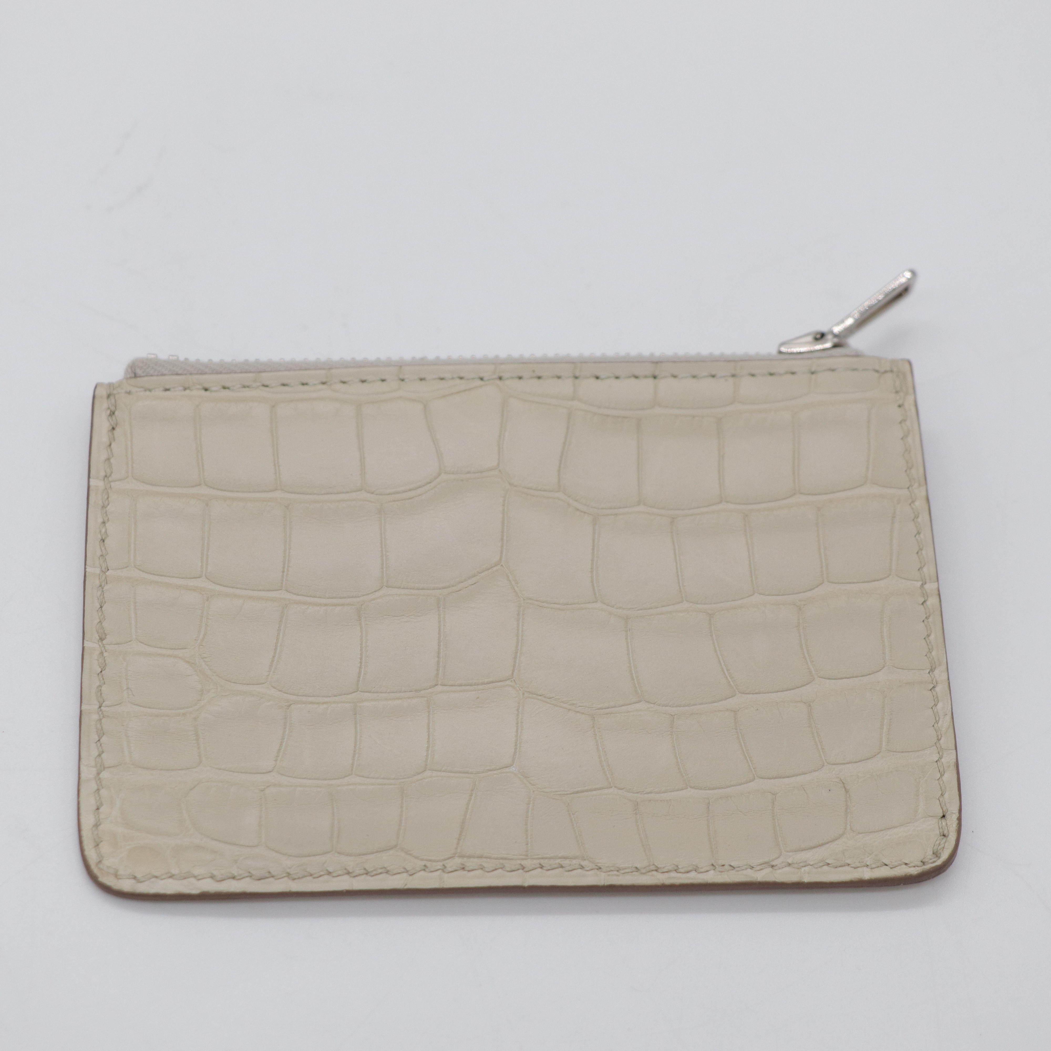 Hermès 愛馬仕 方塊 霧面鱷魚 灰米色 銀釦 豬鼻子 短夾-5