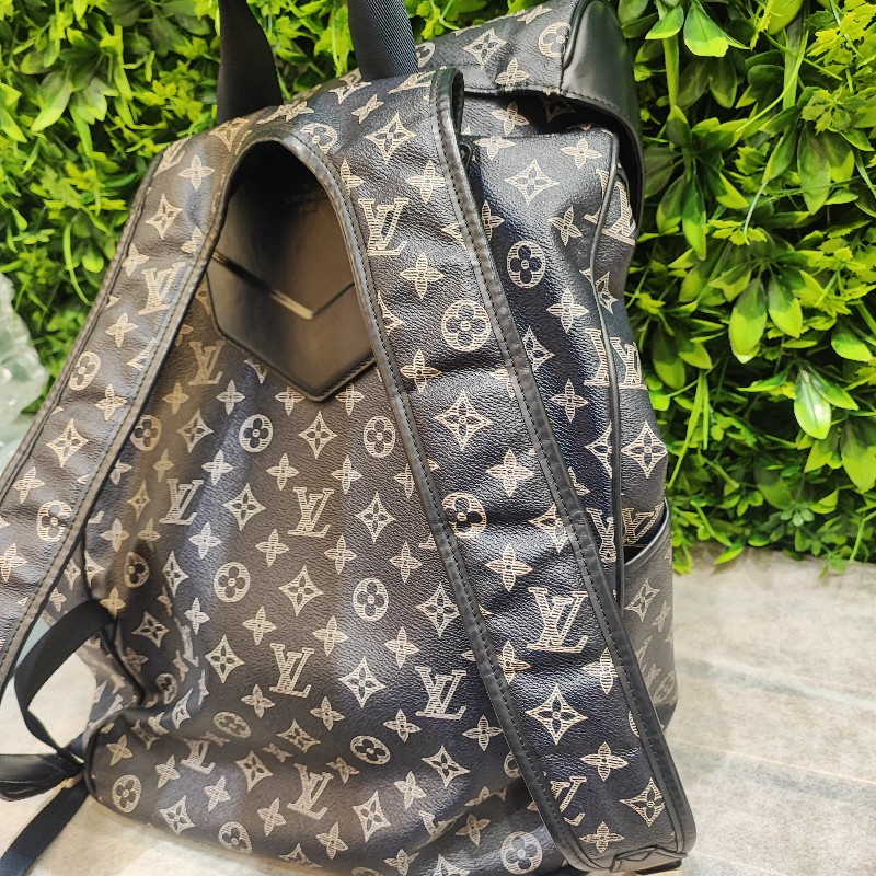 Louis Vuitton Chapman Hiking-18