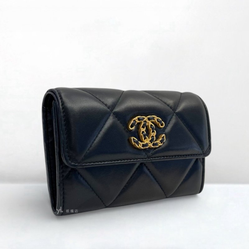 S5270-CHANEL 19黑羊皮金釦下蓋中夾AP2700-1