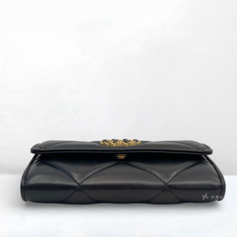 S5270-CHANEL 19黑羊皮金釦下蓋中夾AP2700-4