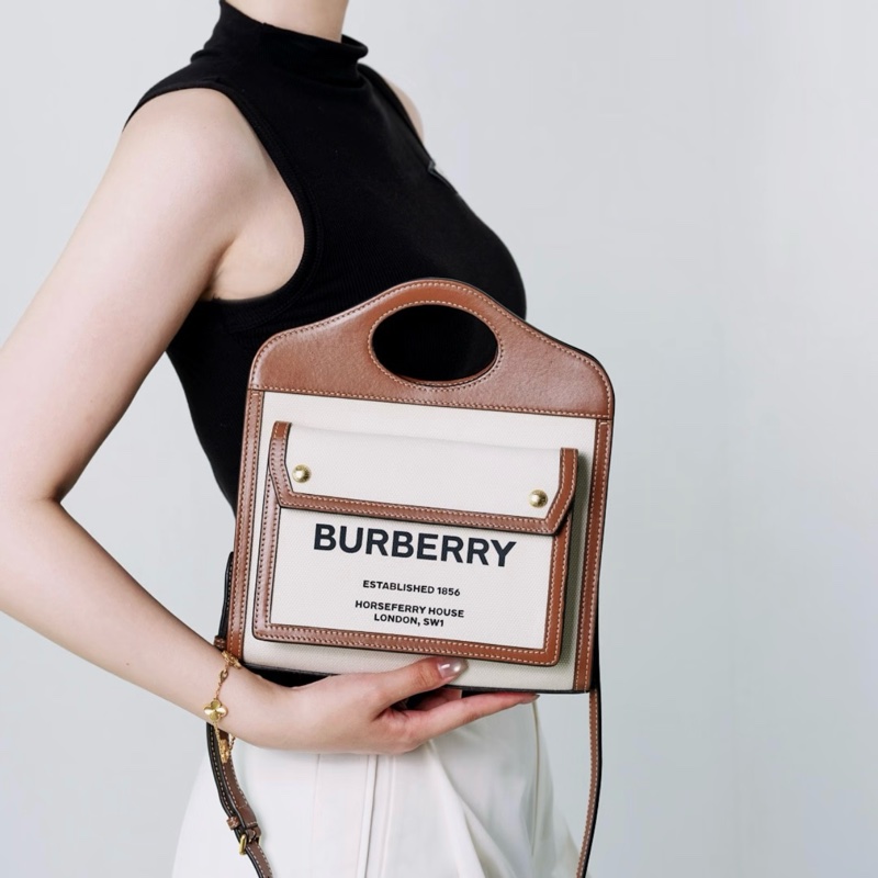 （超級新🆕） Burberry Mini Tote 斜背包 【專櫃新款$49,900】-16