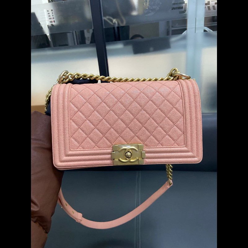 Chanel medium Leboy 
中號珊瑚粉荔枝纹Leboy-14