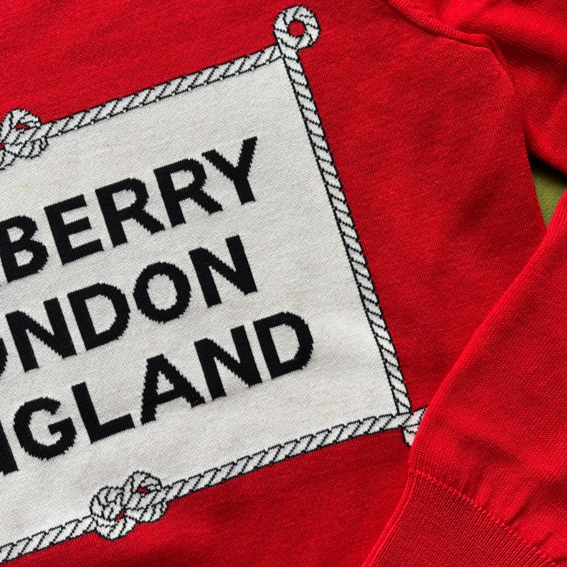 ::BURBERRY::白底黑字樣 紅色長袖針織衣 xs-8