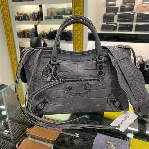 東區正精品㊣BALENCIAGA 431621 CITY'S 巴黎世家灰藍色全皮鱷魚壓紋小釦機車包斜背包手提包 RA1864