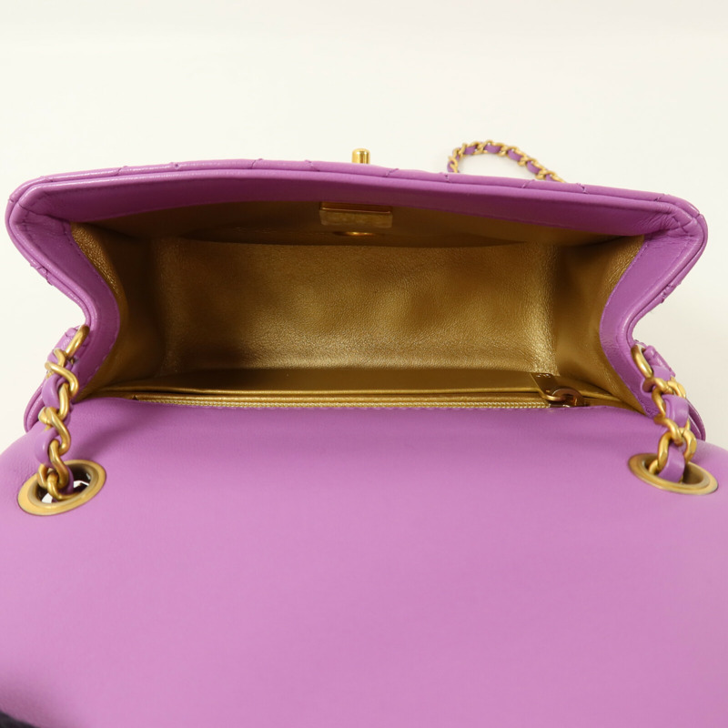 CHANEL 羊皮皮革Mini Classic 17 with Gold ball鏈帶肩背袋-4