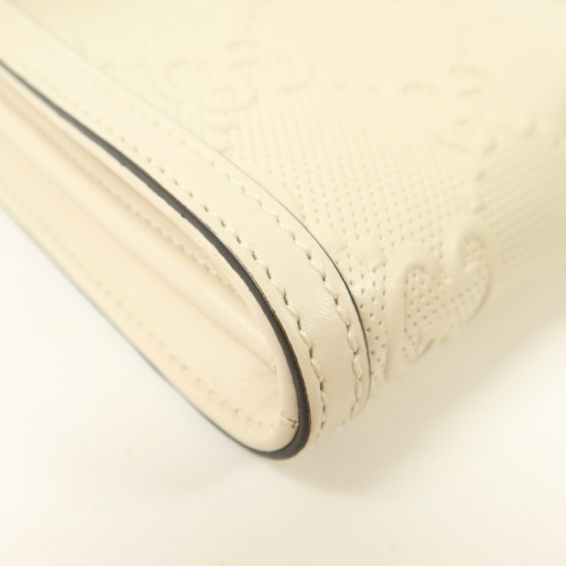 GUCCI 牛皮皮革GG Embossed Messenger肩背袋-9