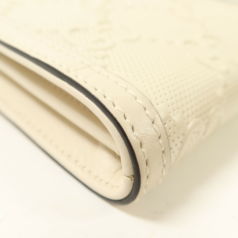 GUCCI 牛皮皮革GG Embossed Messenger肩背袋-11