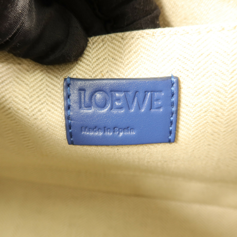 LOEWE 牛皮皮革Puzzle Fold Wash Bag手挽袋-5