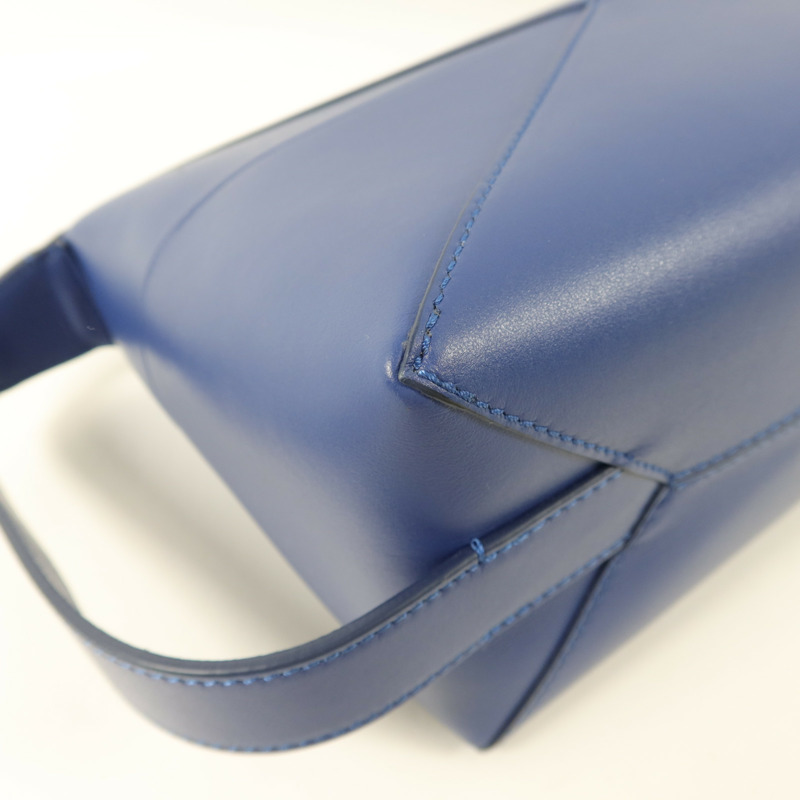 LOEWE 牛皮皮革Puzzle Fold Wash Bag手挽袋-11