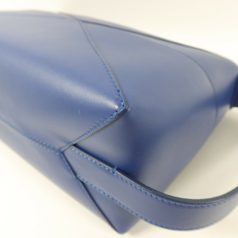 LOEWE 牛皮皮革Puzzle Fold Wash Bag手挽袋-12