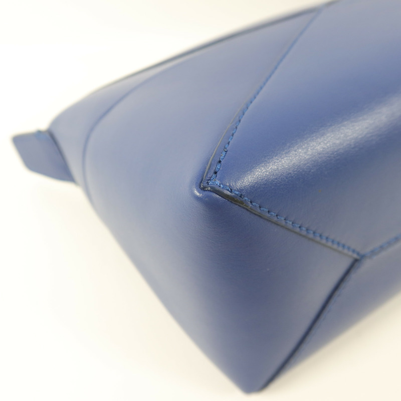 LOEWE 牛皮皮革Puzzle Fold Wash Bag手挽袋-13